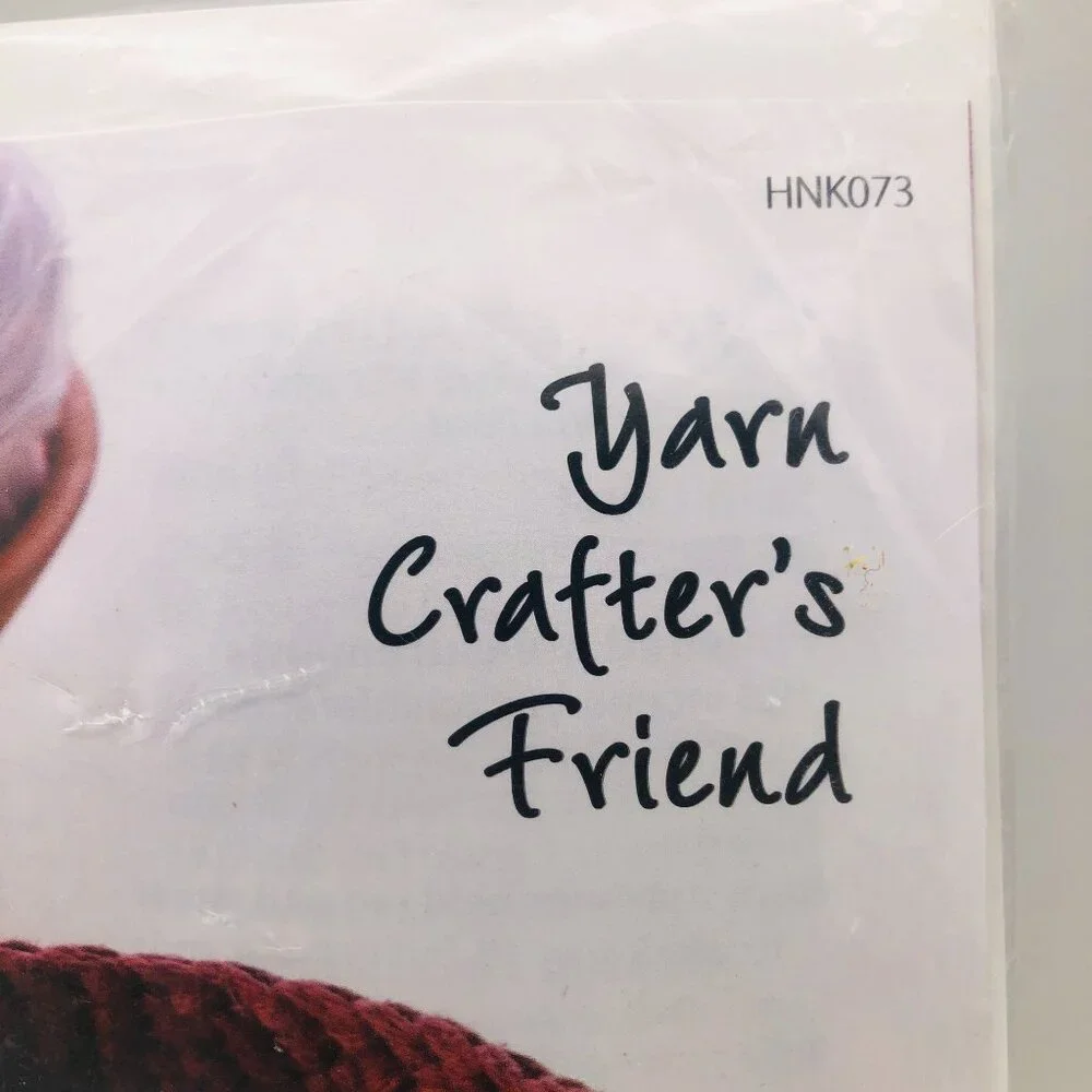 Annie's Yarn Crafter's Friend Crochet Kit HNK073 Floral Yarn Holder Organizer